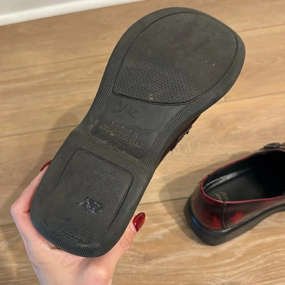 Dansko Karyn Cherry Cabrio Clogs 40 - Picture 8 of 11